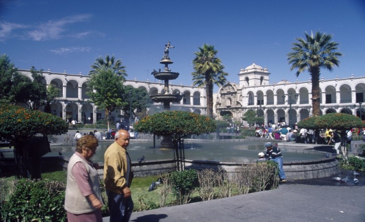 "La Plaza de Armas, Arequipa"