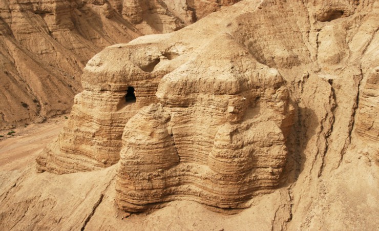 "Qumran Caves"